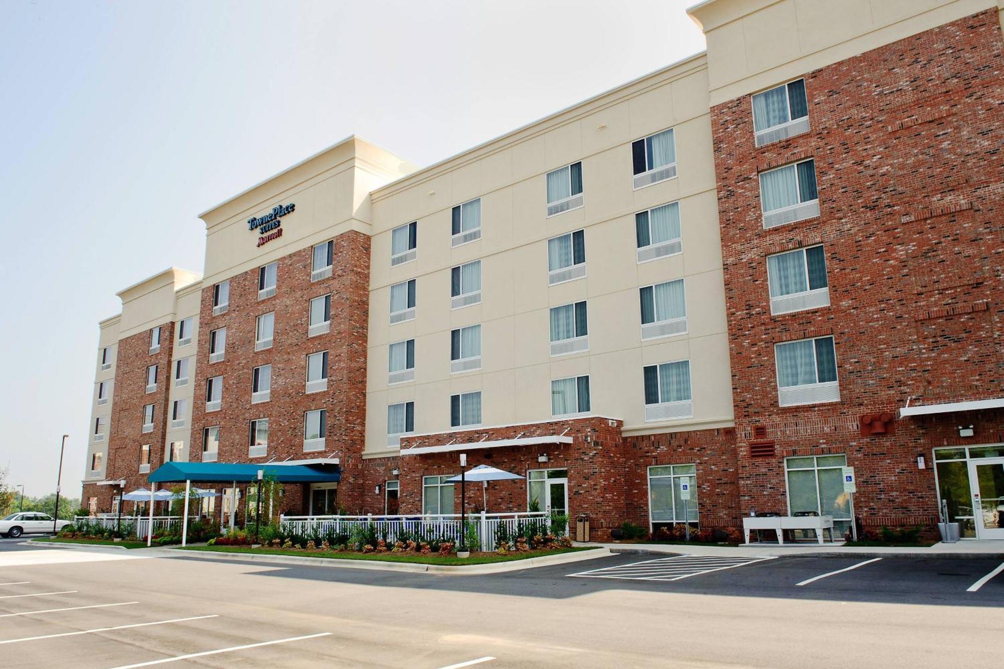 Towneplace Suites By Marriott Charlotte Mooresville Exterior photo